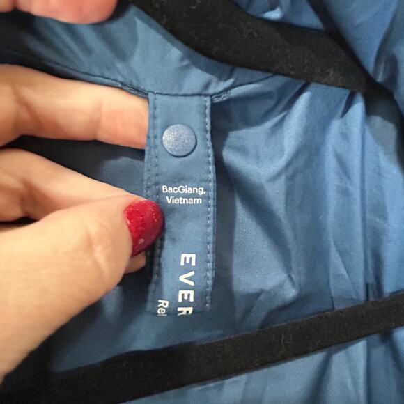 Everlane Reversable Packable Puffer Blue 5 Zipper Pockets Men XS Primeloft - Picture 14 of 14